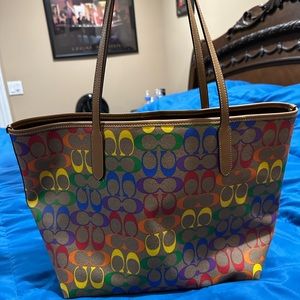 Coach purse with wristlet